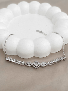 PULSEIRA LUXO CRAVEJADA COM ZIRCÔNIAS PRATA 925 COM BANHO DE RÓDIO - comprar online