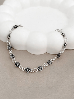 PULSEIRA ROSAS ENTRELAÇADAS PRATA DE BALI 925 - comprar online