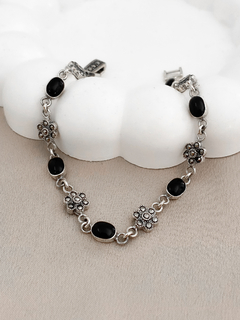 PULSEIRA PRATA DE BALI COM ÔNIX E MARCASSITA - comprar online