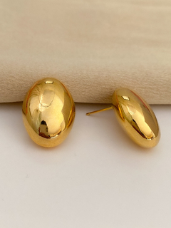 BRINCO OVAL DOURADO LISO BANHO A OURO 18K - comprar online