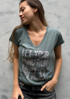 Remera UHANA Modelo Your Mind - comprar online