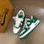 Louis Vuitton x Nike Air Force 1 na internet