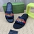 Chinelo Gucci na internet