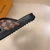 Chinelo Louis Vuitton na internet