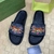 Chinelo Gucci na internet