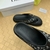 Chinelo Christian Dior na internet