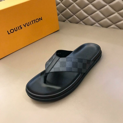 Chinelo Louis Vuitton