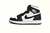 AIR JORDAN 1 RETRO HIGH OG BLACK WHITE na internet