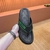 Chinelo Louis Vuitton na internet