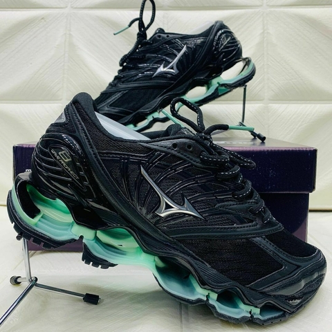 MIZUNO PROPHECY 8