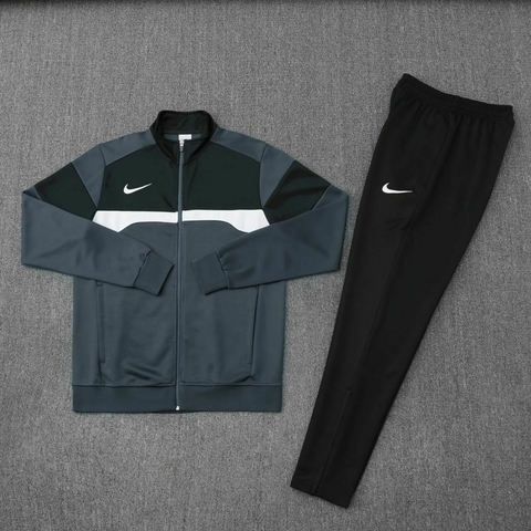 Conjunto Agasalho Nike - comprar online