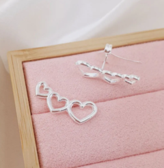 Ear Cuff Coração Prata Ref 026