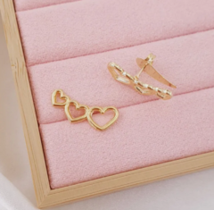 Ear Cuff Coração Dourado Ref 026