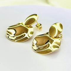 Brinco Duas Medalhas Onduladas - comprar online