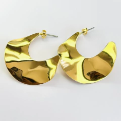 Argola Meia Lua Ondulada