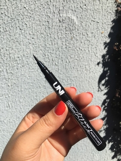 Caneta Delineadora Uni Makeup - comprar online