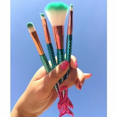 Kit Com 4 Pinceis Sereias De Maquiagem