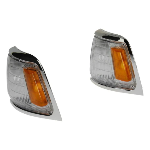 Faro Delantero Borde Cromado - Toyota Hilux 93/01 4X2
