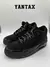 Zapatillas Jordan 3 Retro Black Cat negras con detalles en charol y cordones gris oscuro con diseño