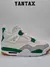 Zapatillas Jordan 4 SB Pine Green en color blanco con detalles en verde y suela de goma.