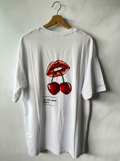 Remera your lips