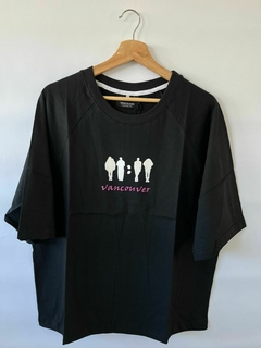 Remera Siluetas en internet
