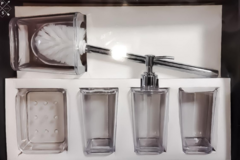 Set de baño Transparente.