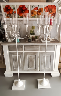 Set porta velas Candelabro alto. en internet
