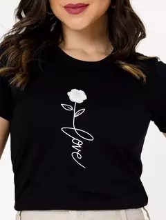 T-SHIRT LOVE FLOR APLICACAO COM PEDRARIA - COR PRETO na internet