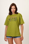 T-SHIRT OVERSIZED ESTAMPADA STAY POSITIVE - VERDE OLIVA