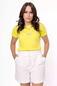 T-SHIRT QUATRO FLORES ALTO RELEVO - AMARELO LIMAO