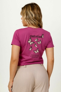 T-SHIRT BORBOLETA ESTAMPA FRENTE E COSTAS - ROXO PURPLE - comprar online