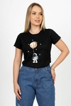T-SHIRT THE MOON ASTRONAUTA - PRETO