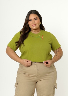 T-SHIRT PLUS SIZE YOU ARE ENOUGH BORDADO - OLIVA