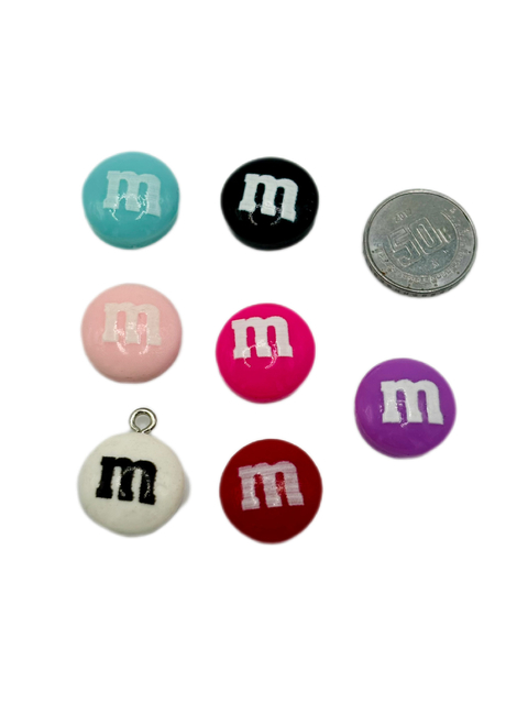 Dijes M&M