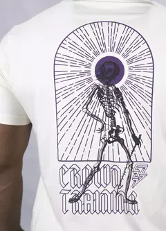 Camisa Skull na internet