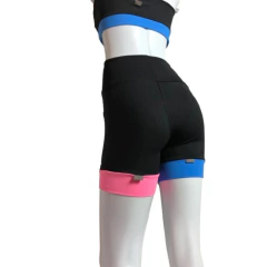 Conjunto Short linha Run - Preto com barra rosa e azul - ARY MODA FITNESS
