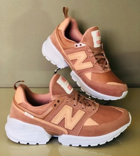 New Balance Rose