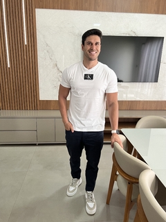 Camiseta Calvin Klein Branca - comprar online