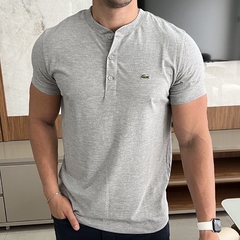 Camiseta Gola Henley Lacoste Cinza Claro
