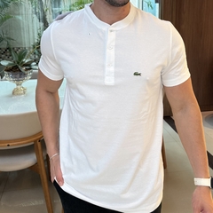 Camiseta Lacoste Gola Henley Branca - comprar online