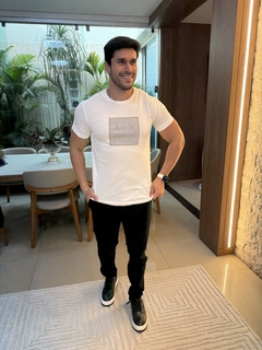Camiseta A/X Branca na internet