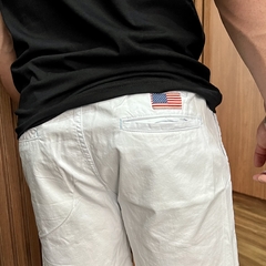 Short Sarja Branco na internet