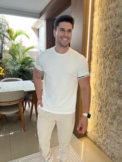Camiseta A/X Branca - comprar online