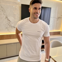Camiseta A/X Branca - comprar online