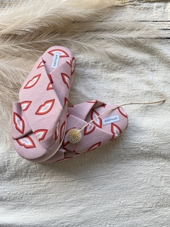 Pantuflón Kisses en internet