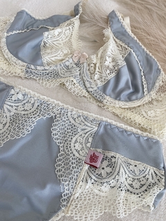 CONJUNTO DE LYCRA GRIS Y PUNTILLA - comprar online