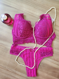 CONJUNTO ANGEL - APAIXONANTE COM TULE LISTRADO na internet