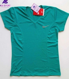 Remera NIKE - comprar online