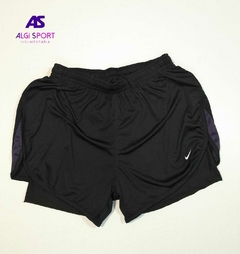 Short deportivo NIKE
